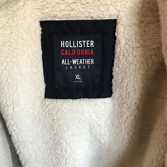 💫SOLD💫All weather Hollister Jacket - Picture 4 of 8